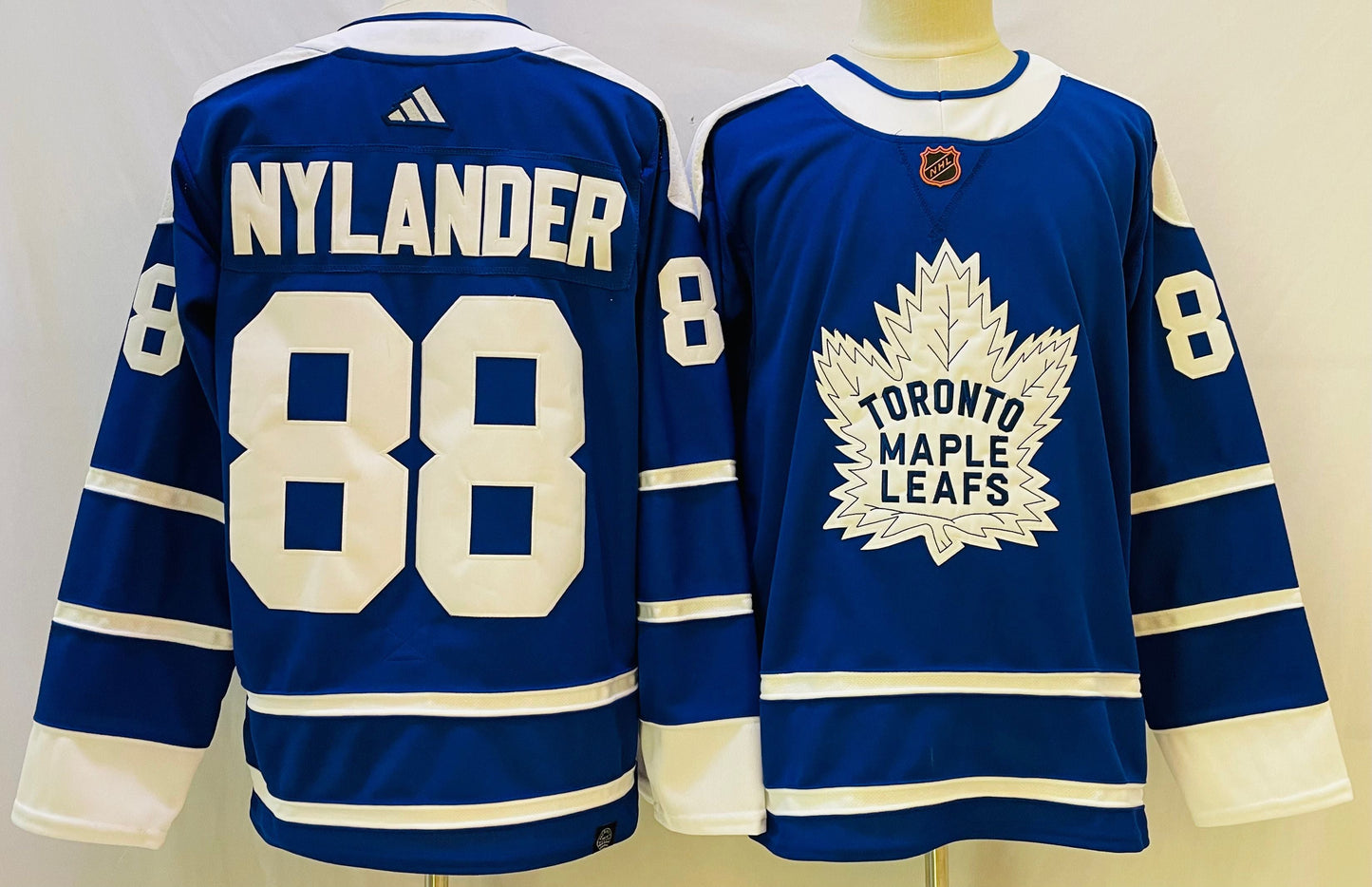 Toronto Maple Leafs Reverse Retro 2.0 Jersey
